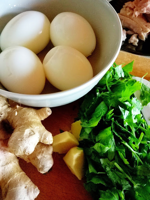 ingredienti uova al tonno e zenzero