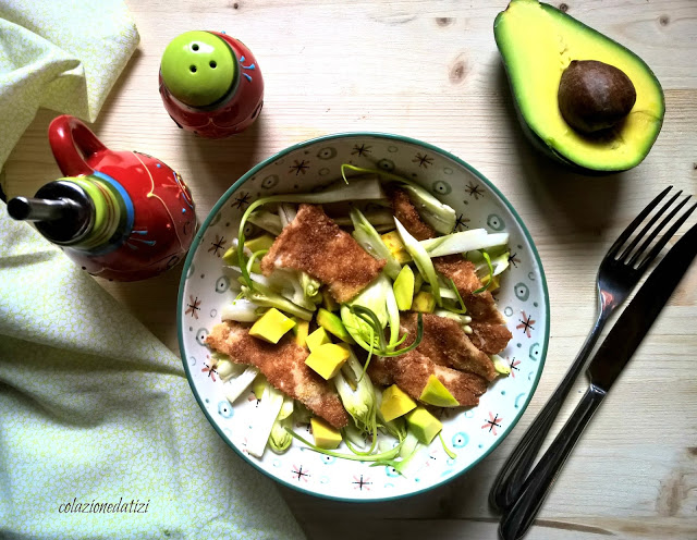 insalata di puntarelle pollo e avocado