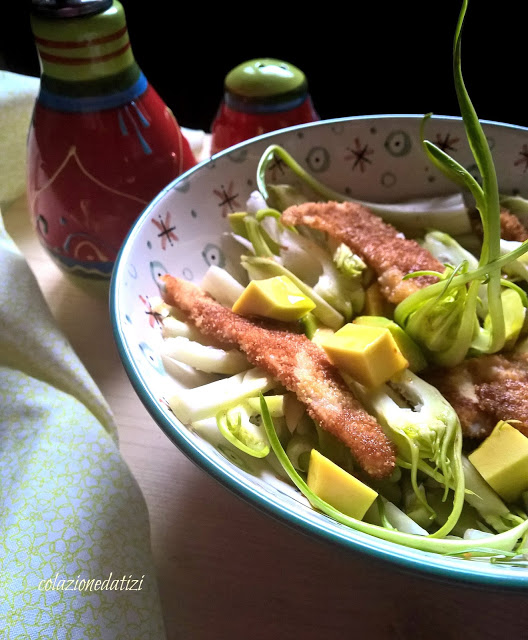 insalata di puntarelle pollo e avocado