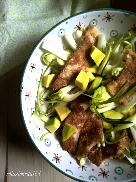 insalata di puntarelle pollo e avocado