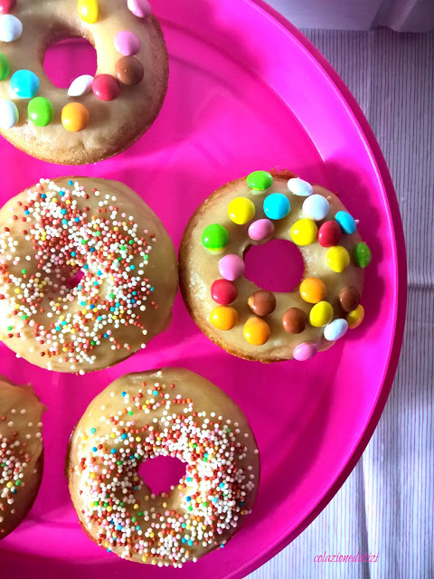 donuts speziati con glassa allo sciroppo d'acero