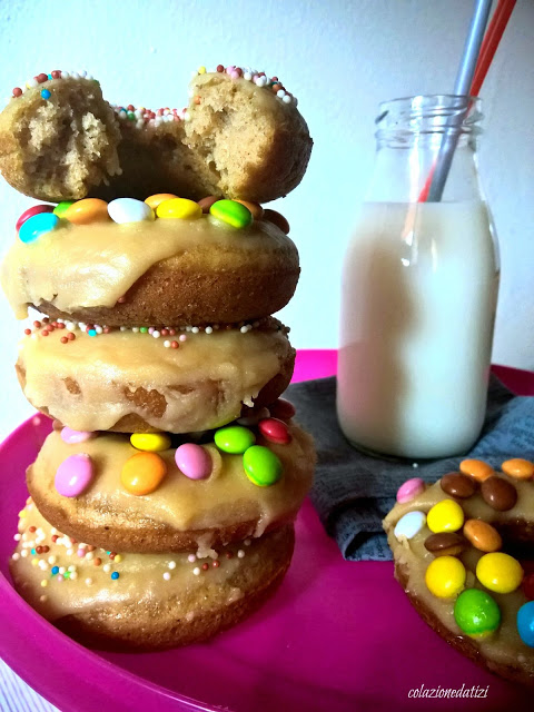 donuts speziati con glassa allo sciroppo d'acero