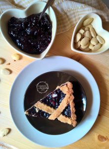 crostata con frolla vegana al riso e mandorle