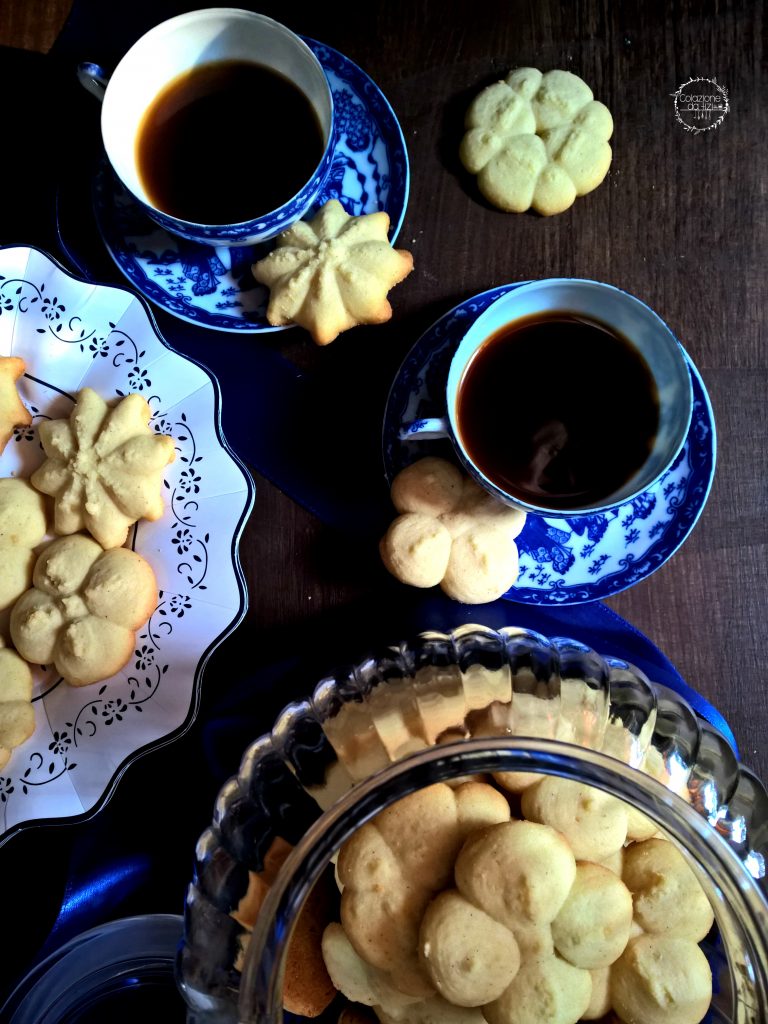 biscotti frolla montata con sparabiscotti