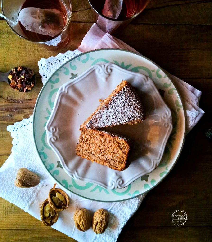 torta alle carote noci sciroppo acero e semi di papavero