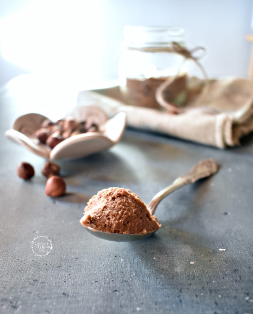 hummus dolce di ceci al cacao e nocciole